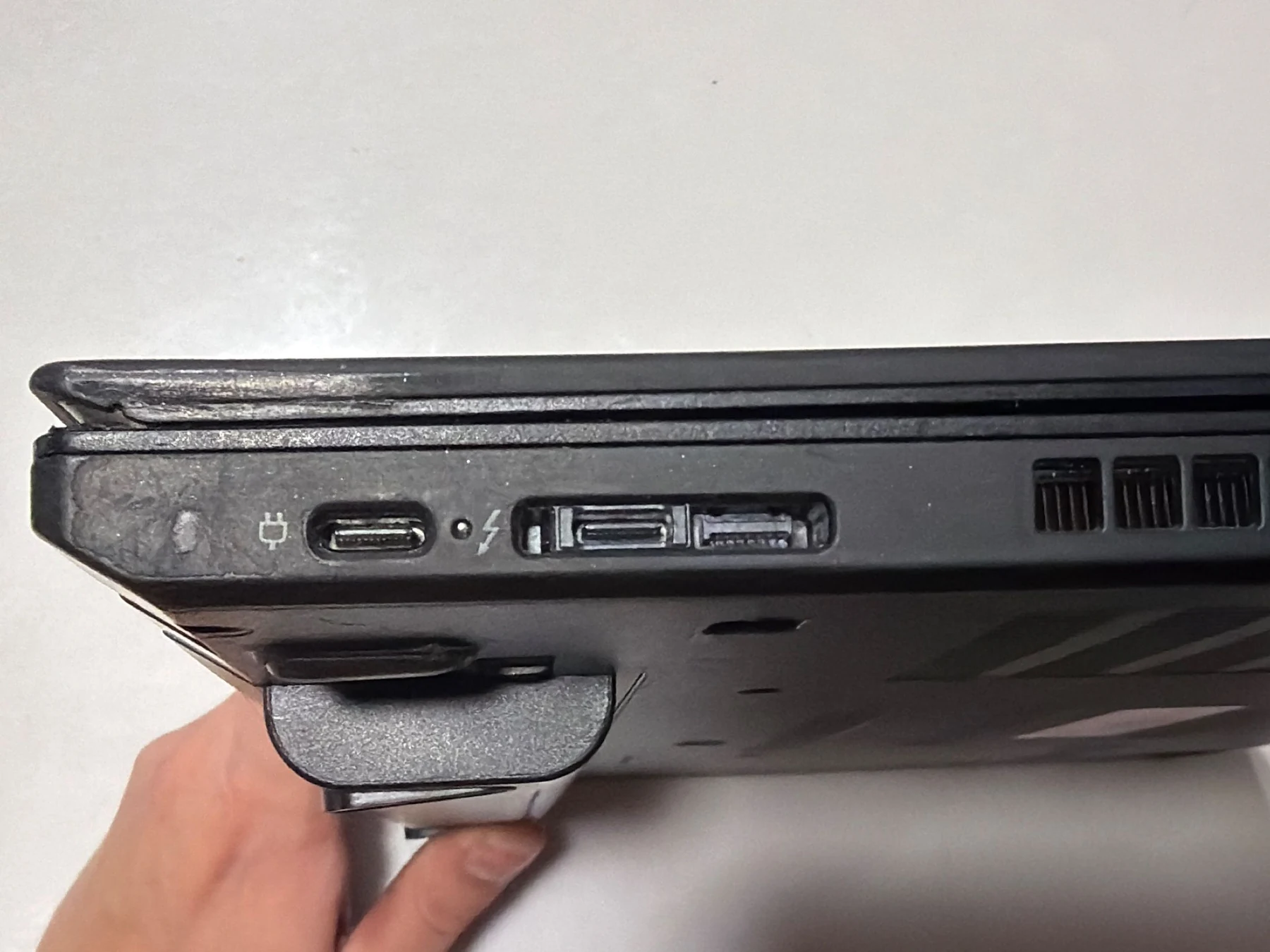 left_ports