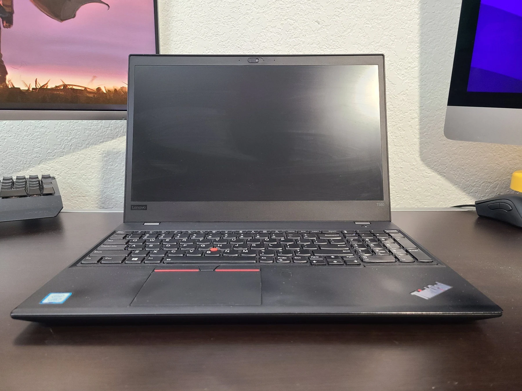 open_full_laptop